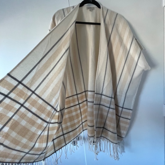 Ivory Loft Plaid Shawl Wrap - Picture 11 of 11